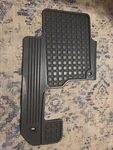Land Rover Rubber Floor Mat ???. Fixed Price $30.00.