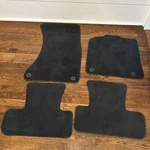 2010 Audi Q5 Interior Floor Mats Carpets Set Of 8R0-864-450-9AM/8R1 863 691. Fixed Price $60.00.