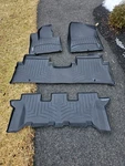 Weathertech Floorliner For 2016-2018 Kia Sorento Full Set, Black Freeship. Fixed Price $179.95.