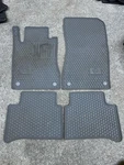 03-09 Mercedes-benz W211 Class Full Set Rubber Floor Mat Gray Used. Fixed Price $128.00.