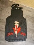 Betty Boop Vintage Red Dress Rubber Floor Mat Set (2 Pieces) Plasticolor Skyli. Fixed Price $36.00.