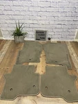 Land Rover Logo Floor Mats, Complete Set Nutmeg, 300269-941. Fixed Price $179.99.
