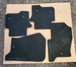 2010/2014 Land Rover LR4 Genuine Floor Mats Black (set 4) Oem. Fixed Price $100.00.