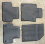 Genuine Oem Volvo Set Of Black Floor Mats N81FB 31470225. Fixed Price $100.00.