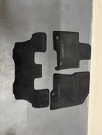 2021-2024 Kia Sorento Floor Mats R5F14-AC000 Oem Front & 3RD Row Only. Fixed Price $43.26.