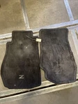 03-05 Nissan 350Z 6MT Driver & Passenger Floor Mats Oem 999E2ZP000. Fixed Price $64.98.
