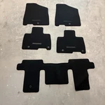 Genuine Oem Kia Carnival Carpet Floor Mats 5PC Set 2022-2025 Black. Fixed Price $149.99.