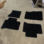 Land Rover Carpet Floor Mat Set DPLA130A22BC8PVJ Oem. Fixed Price $44.07.